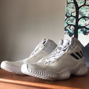 Men’s Basketball Shoes